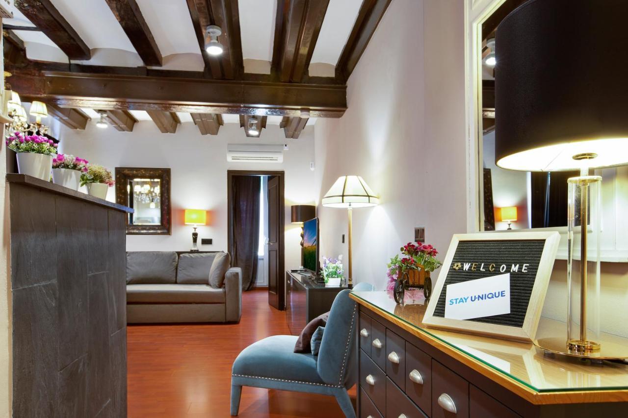 Stay U-Nique Apartments Carretes Barcelona Luaran gambar