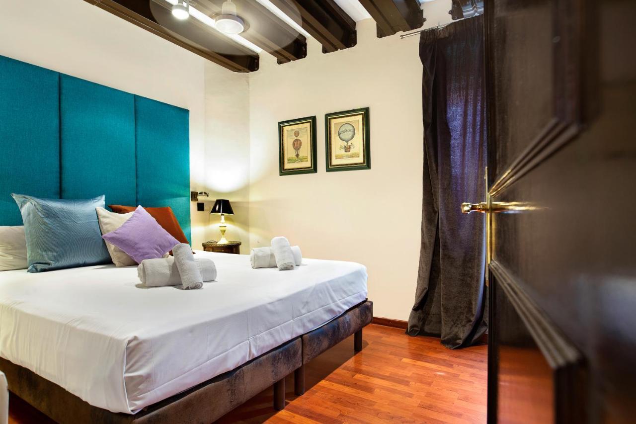 Stay U-Nique Apartments Carretes Barcelona Luaran gambar