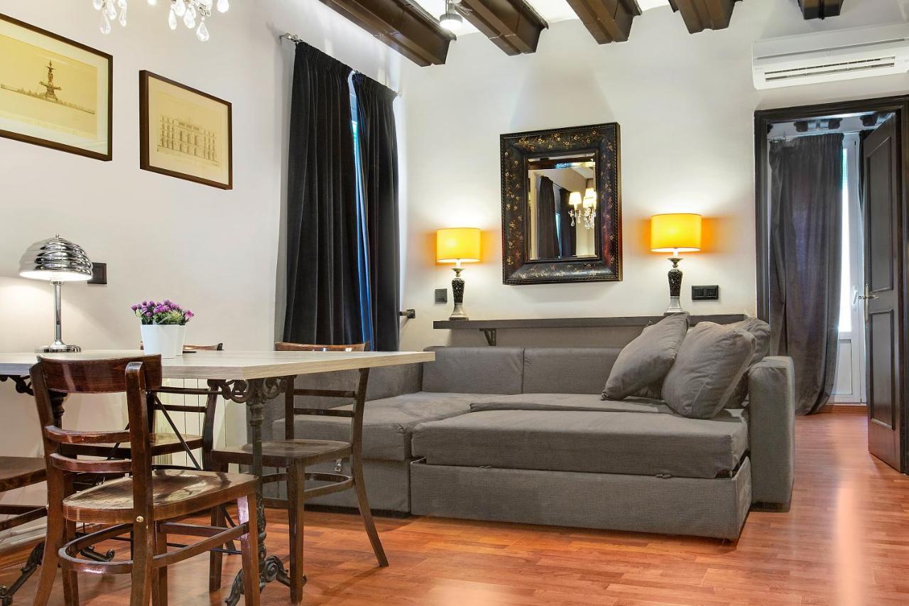 Stay U-Nique Apartments Carretes Barcelona Luaran gambar